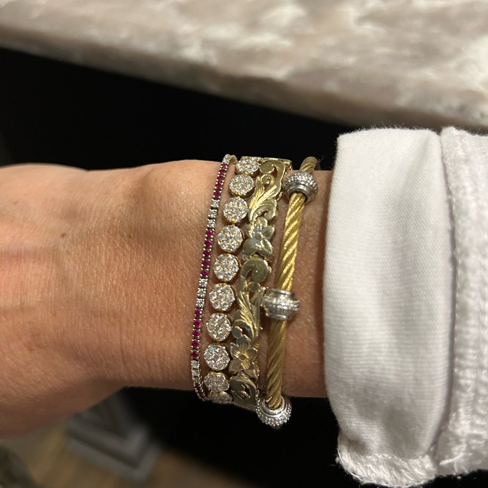 Custom Larry Flowers Tennis Bracelet